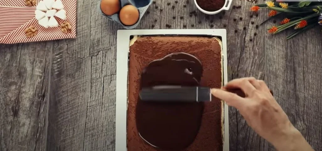 piskóta torta krém desszert édesség sütemény máz