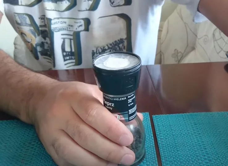 elkészült a fűszertartó