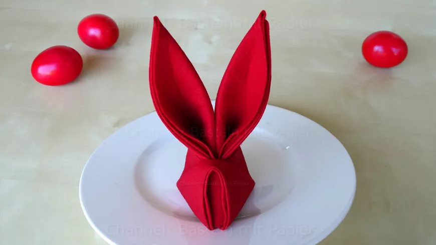 Hajtogass húsvéti nyuszi szalvétát 🐇 ilyen egyszerűen lépésről lépésre