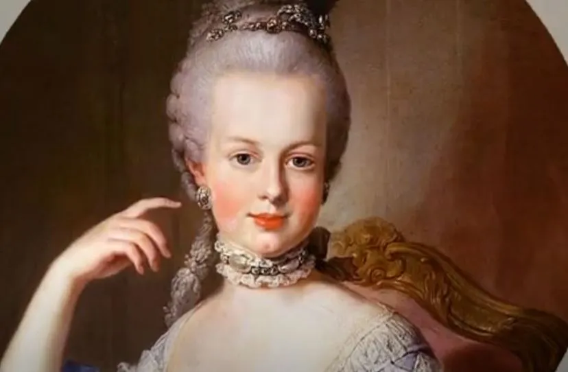 Maira antoanette