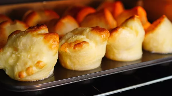 Levegős sütemény csak 3 hozzávalóból, olcsón és gyorsan