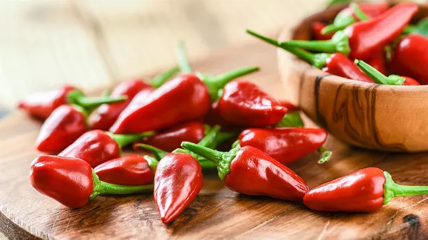 Chili és paprika termesztés otthon: Így nevelj erős palántákat LED lámpával